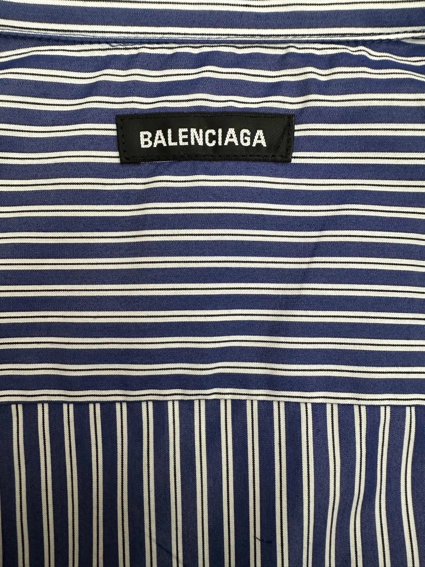 P215💰 Balenciaga/ 2026ss New Arrival ， ， Classic ， ： Black ，“BALENCIAGA” ， 。 87% + 13% ， 、Classic 、 ， ， Oversize ， ， ， 。 Sizes：S、M、L、XL、